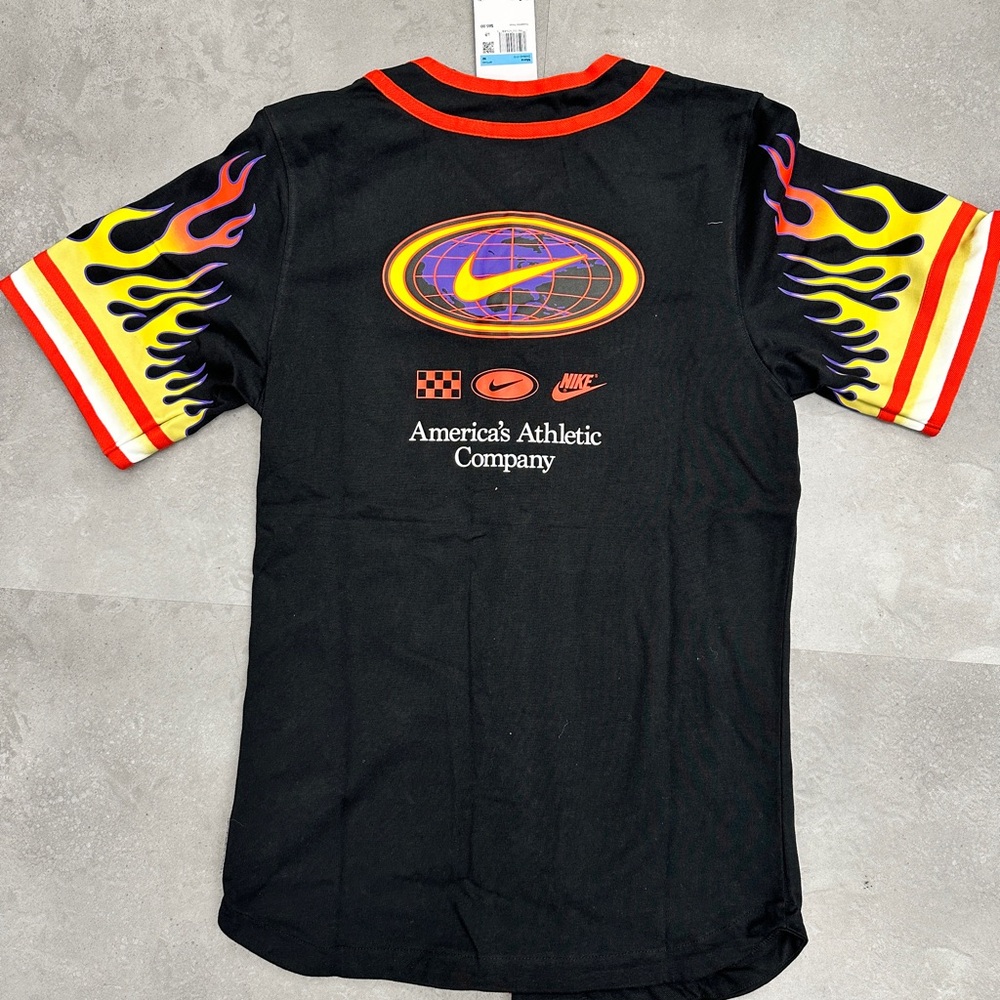 Nike Americana Top Flames button up shirt - Picture 5 of 5